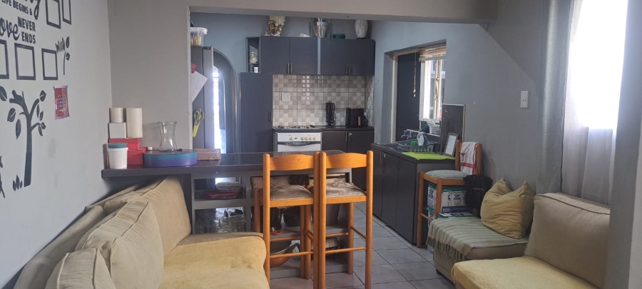 4 Bedroom Property for Sale in Woodstock Western Cape